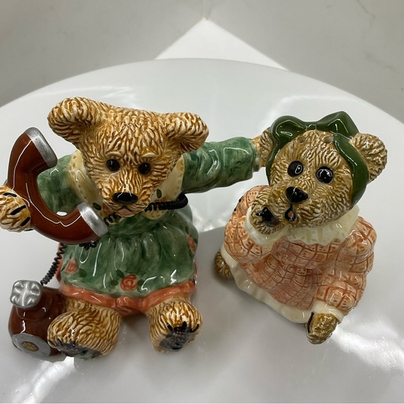 BEARWARE POTTERY SALT and Pepper Shakers, Boyds Bears Edition 2E Numbered - Picture 10 of 13